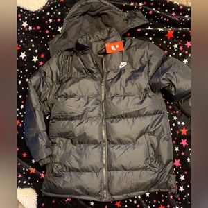 New Nike puffer,blk sz lrg